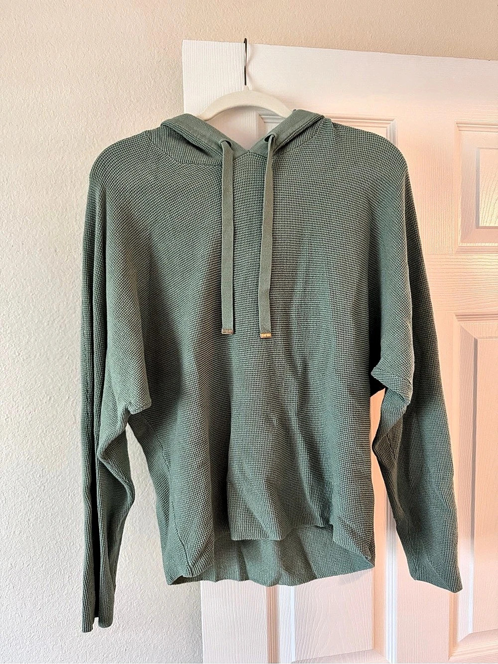 Cyrus The Waffle Green Hoodie Size Large